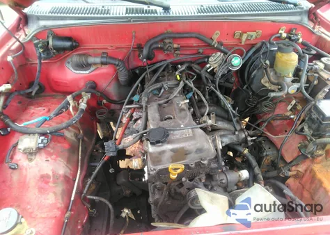 1996 Toyota Tacoma Xtracab z USA, uszkodzony, nr VIN 4TAWM72N5TZ117794